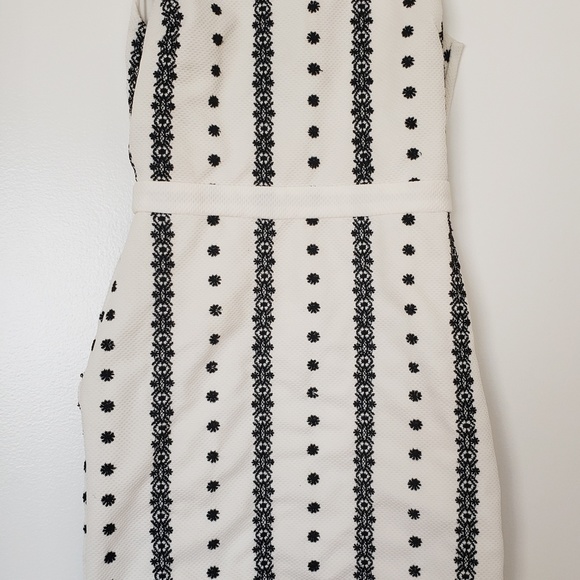 MODCLOTH Black & White Sleeveless Sheath Dress - Picture 4 of 7